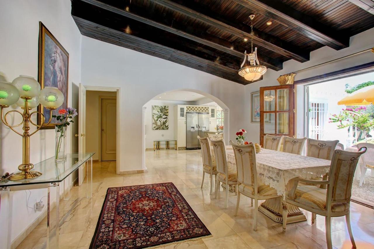 Exclusive Villa Las Palmeras Puerto Banus With Heated Private Swimming Pool, Marbella, Spain Buitenkant foto