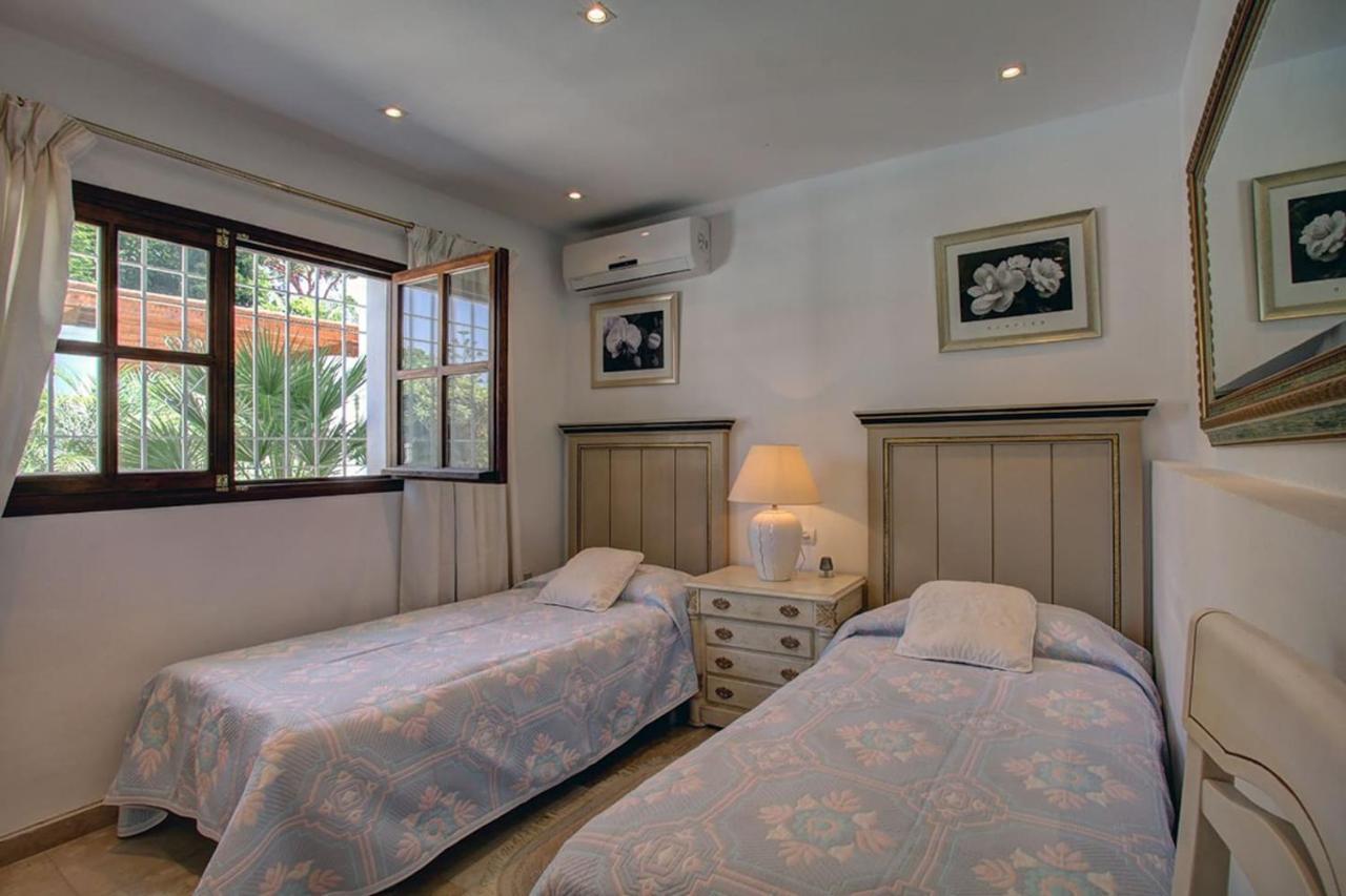 Exclusive Villa Las Palmeras Puerto Banus With Heated Private Swimming Pool, Marbella, Spain Buitenkant foto